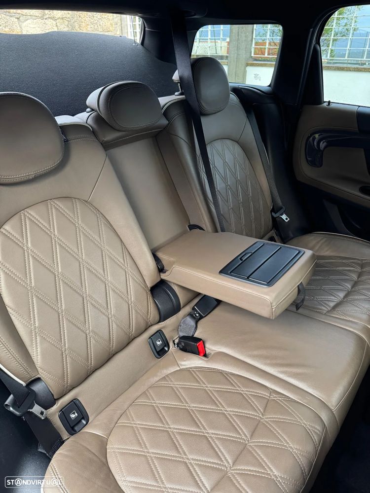 MINI Countryman Cooper SE ALL4 Auto - 31