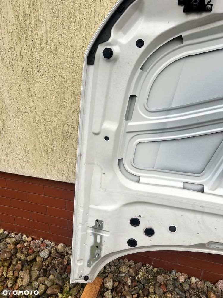 AUDI A4 B9 LIFT Maska Pokrywa silnika Kod lakieru: LY9C - 14