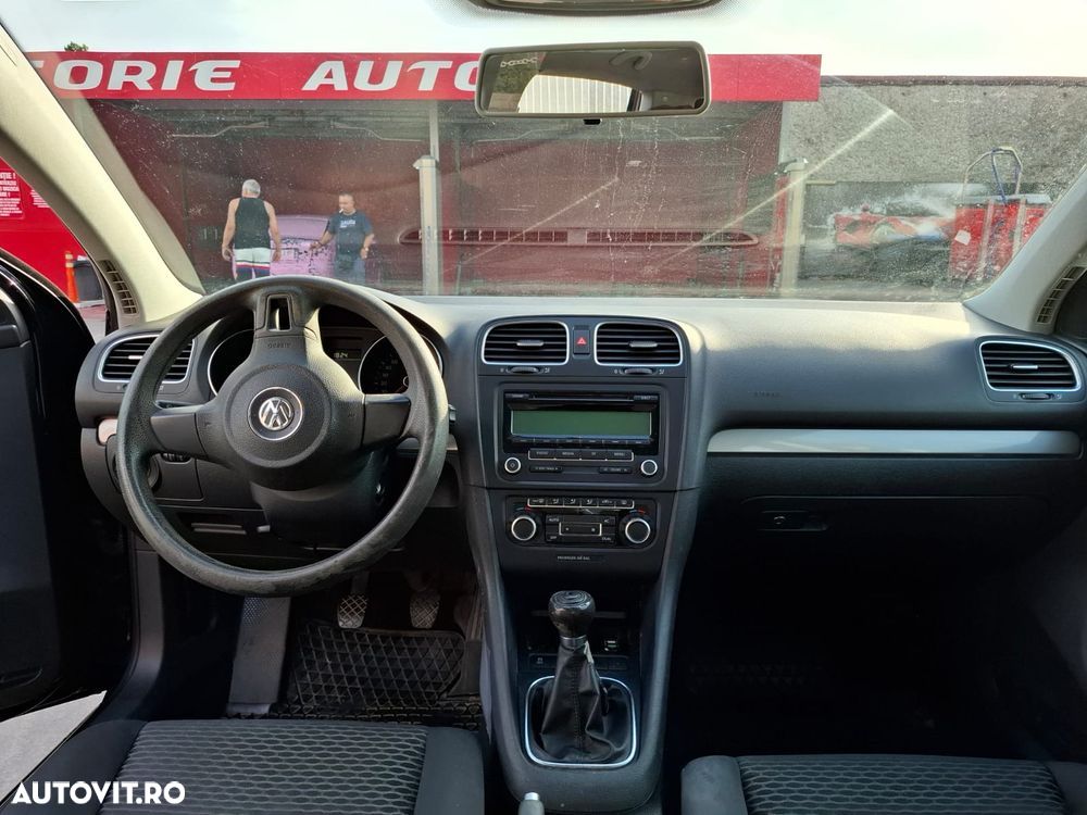 Volkswagen Golf - 9