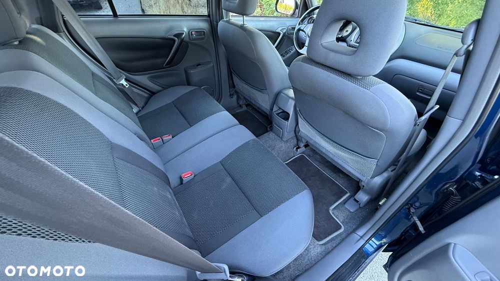 Toyota RAV4 2.0 VVT-i 4x4 - 14