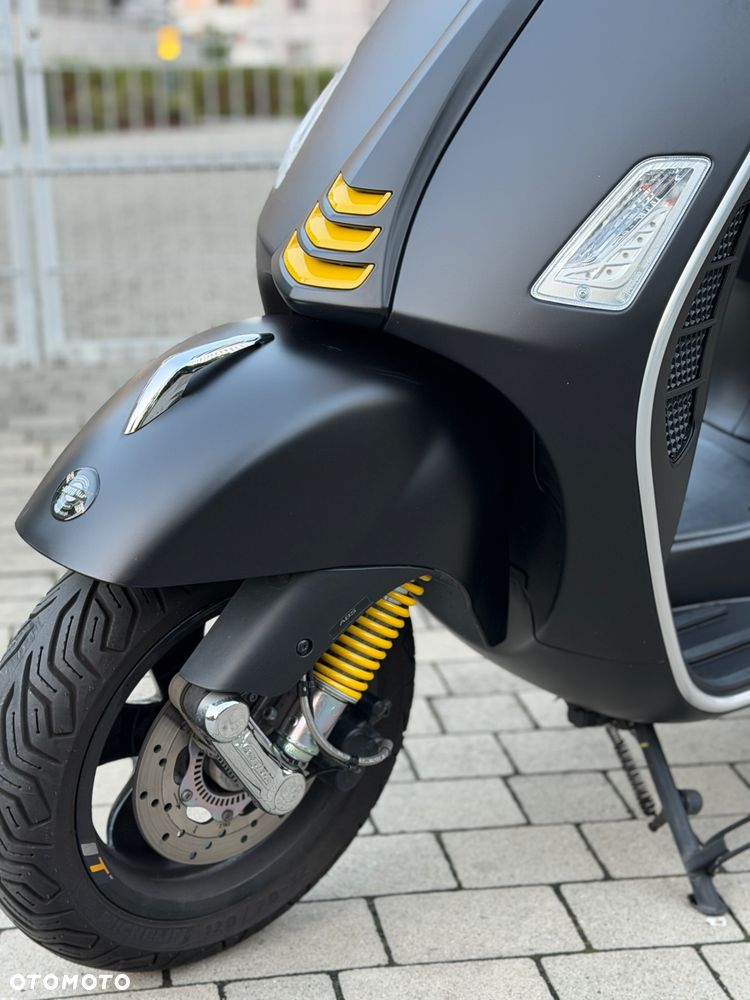 Vespa GTS - 2