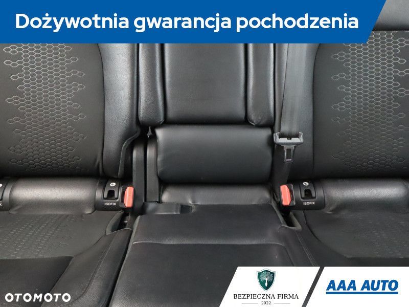 Land Rover Discovery Sport - 12