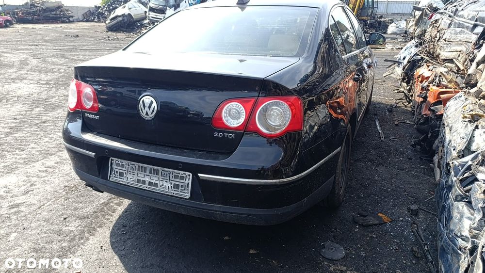 36371 VW Passat B6 model od 06-10 silnik 2.0 TDI 140 km BMP lakier LC9X - 4