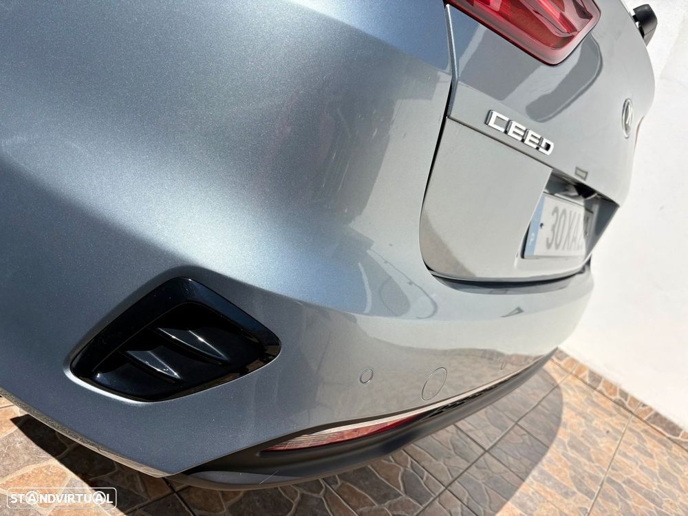 Kia Ceed SW 1.6 CRDi TX+SRF - 4