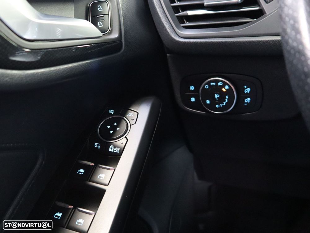Ford Focus SW 1.0 EcoBoost MHEV ST-Line - 12