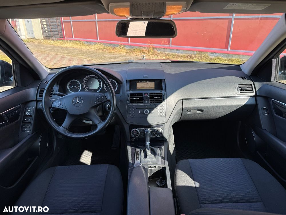 Mercedes-Benz C 220 CDI DPF Automatik BlueEFFICIENCY Elegance - 5