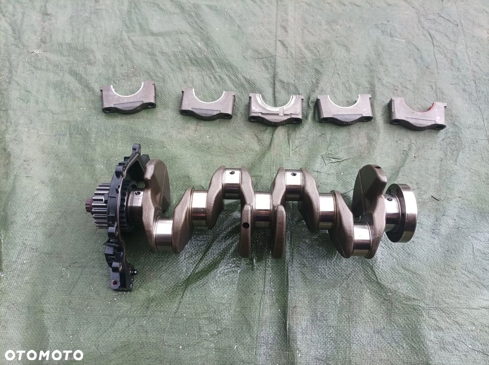 Vw Skoda Audi wał korbowy 1,6 TDI 04LB - 2