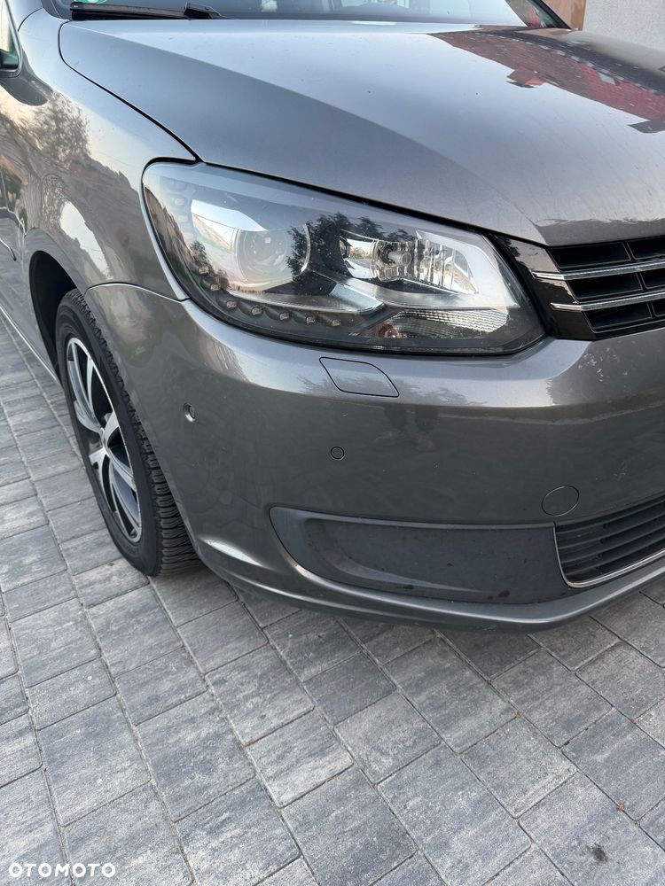 Volkswagen Touran - 8