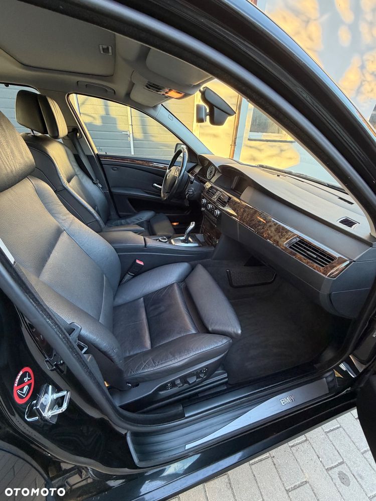 BMW Seria 5 535d - 26