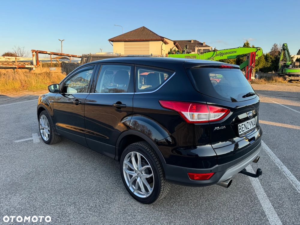 Ford Kuga 1.6 EcoBoost 2x4 Titanium - 34