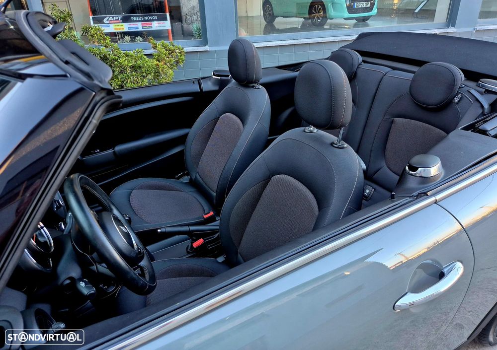 Mini Cabrio 2018 photo 2