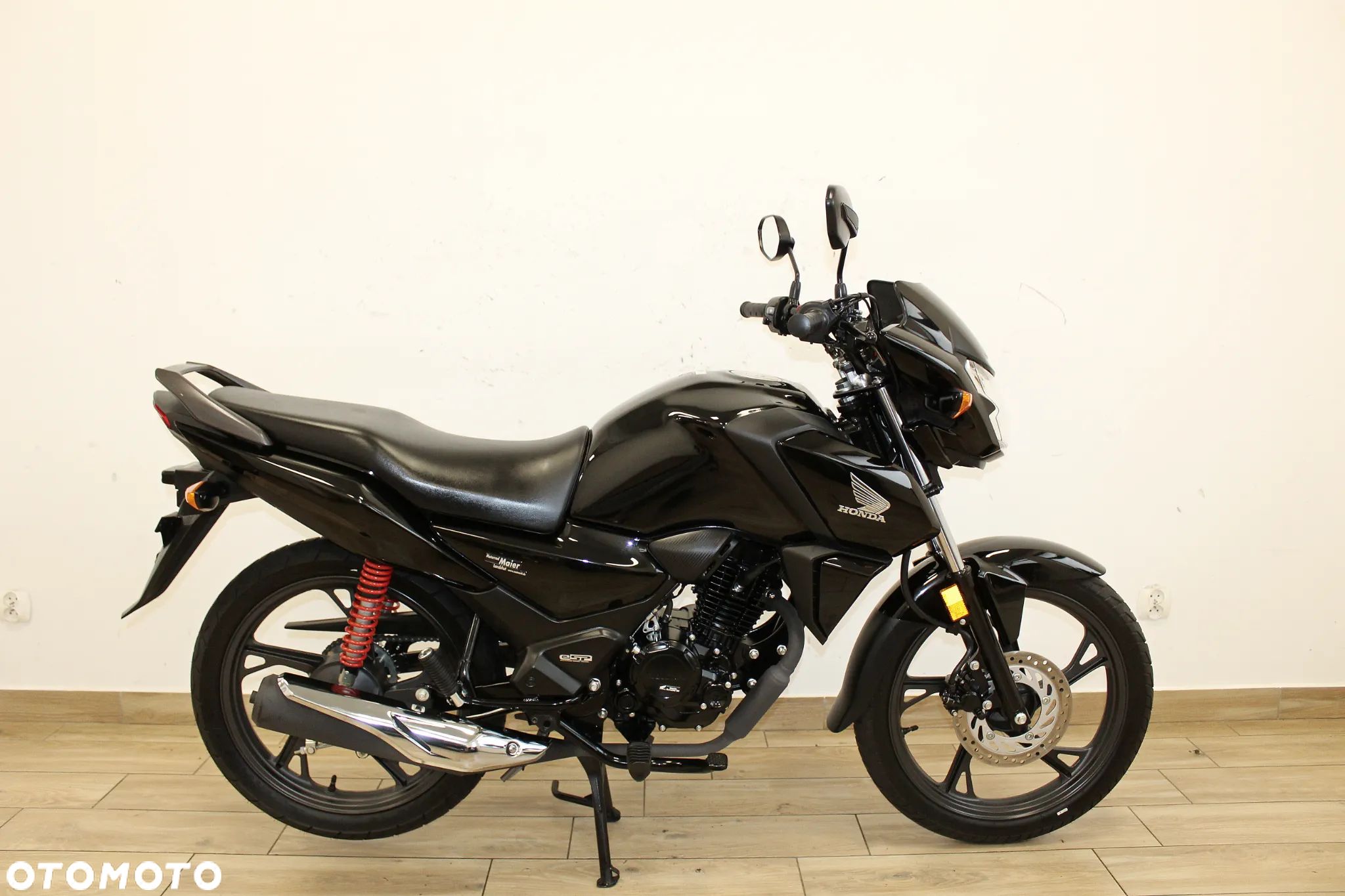 Honda CBF - 1