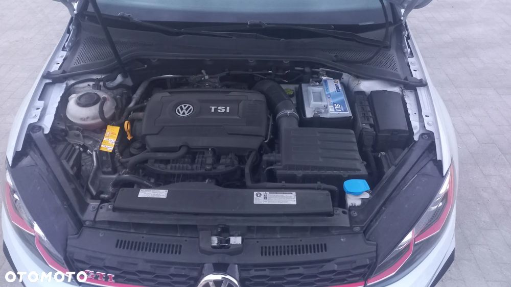 Volkswagen Golf 2.0 TSI BMT GTI Performance - 38