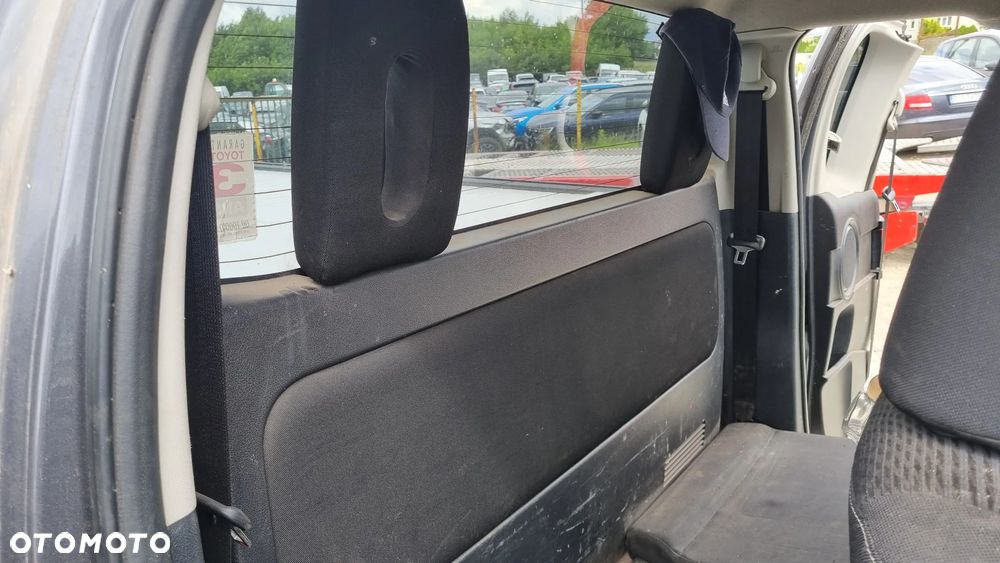 Toyota Hilux 4x4 Double Cab Executive - 24