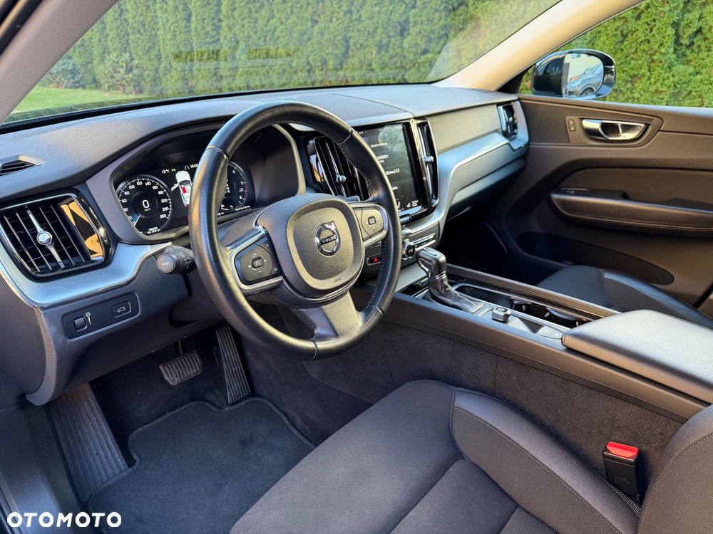 Volvo XC 60 D4 AWD Geartronic Momentum - 21