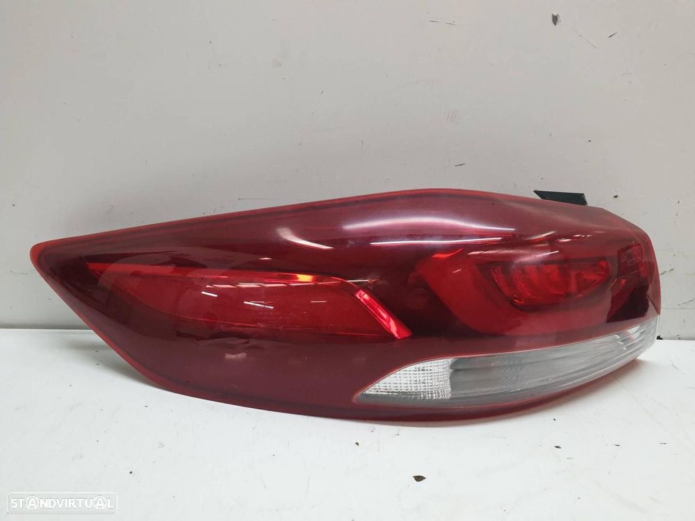 FAROLIM TRASEIRO ESQUERDO HYUNDAI ELANTRA MD - 1
