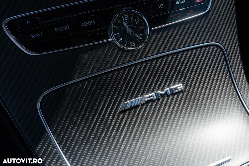 Mercedes-Benz C 63 AMG - 30