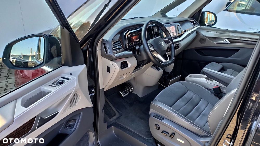 Volkswagen Multivan - 10