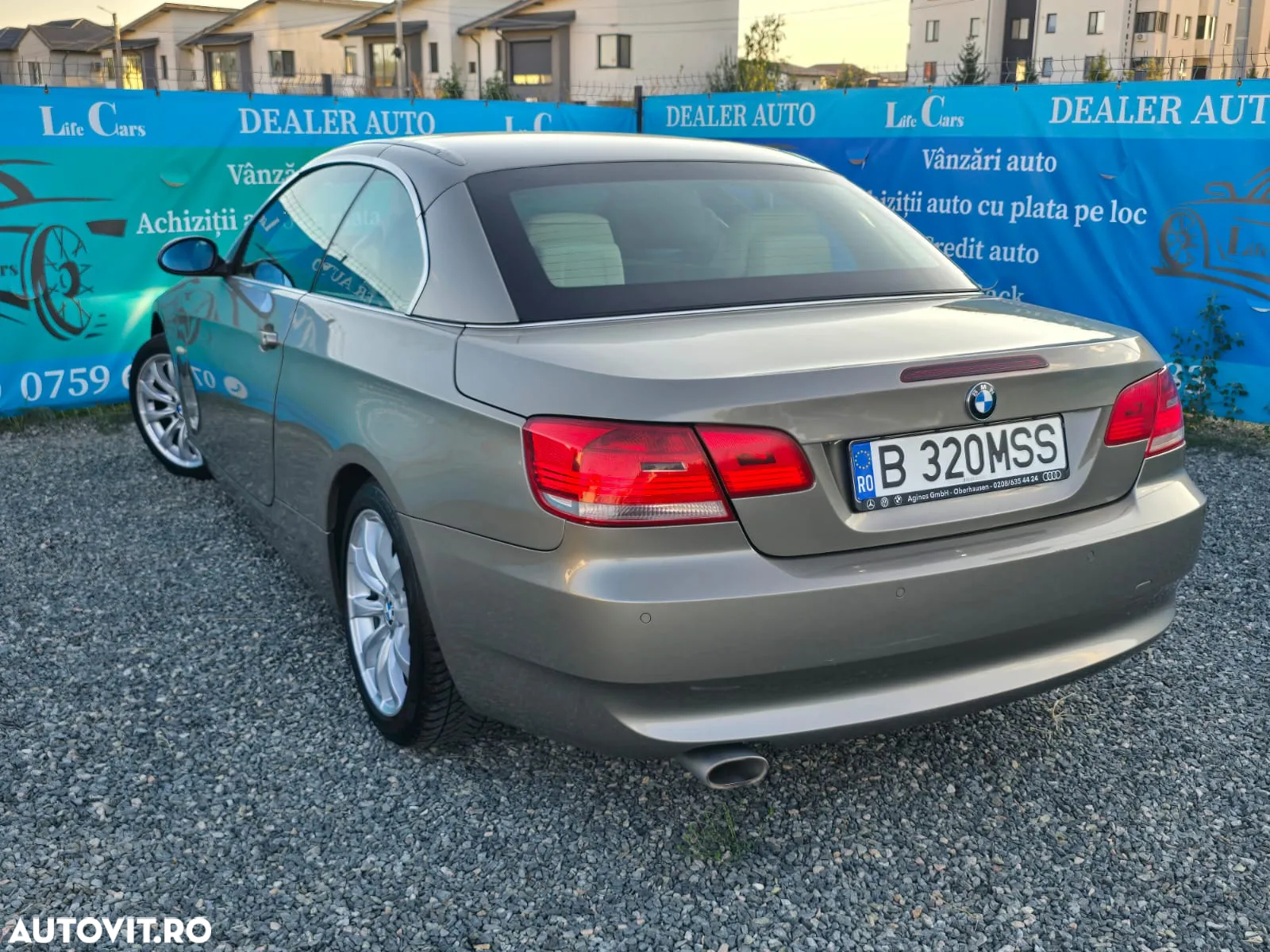 BMW Seria 3 320d DPF Cabrio Aut. - 4