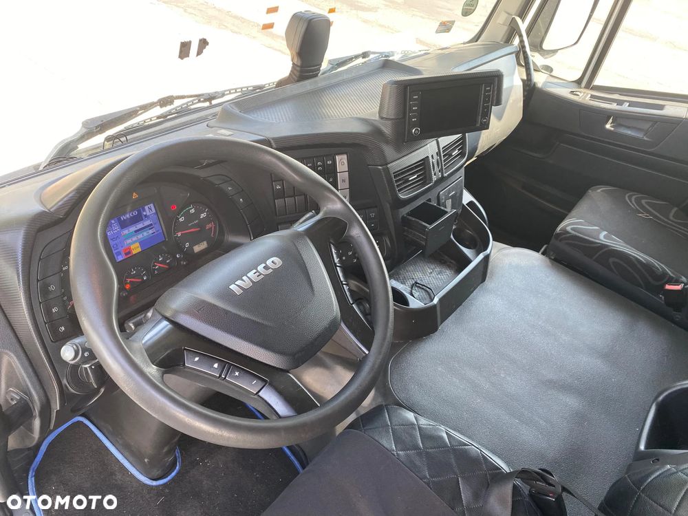 Iveco Stralis AT + ROLFO PEGASUS C171 - 24