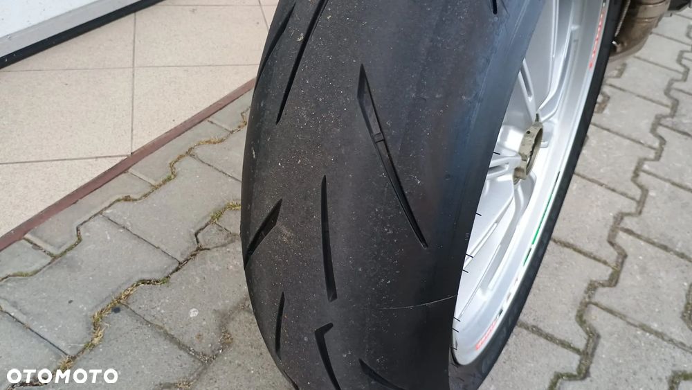 MV AGUSTA Brutale - 35