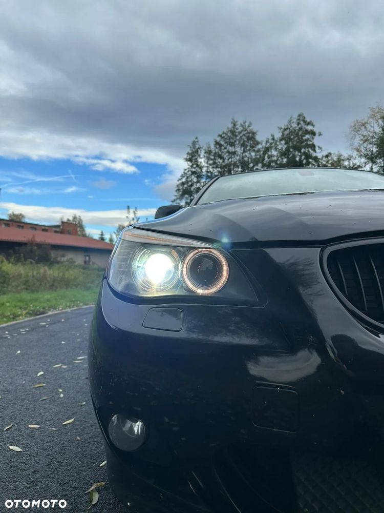 BMW Seria 5 550i - 9