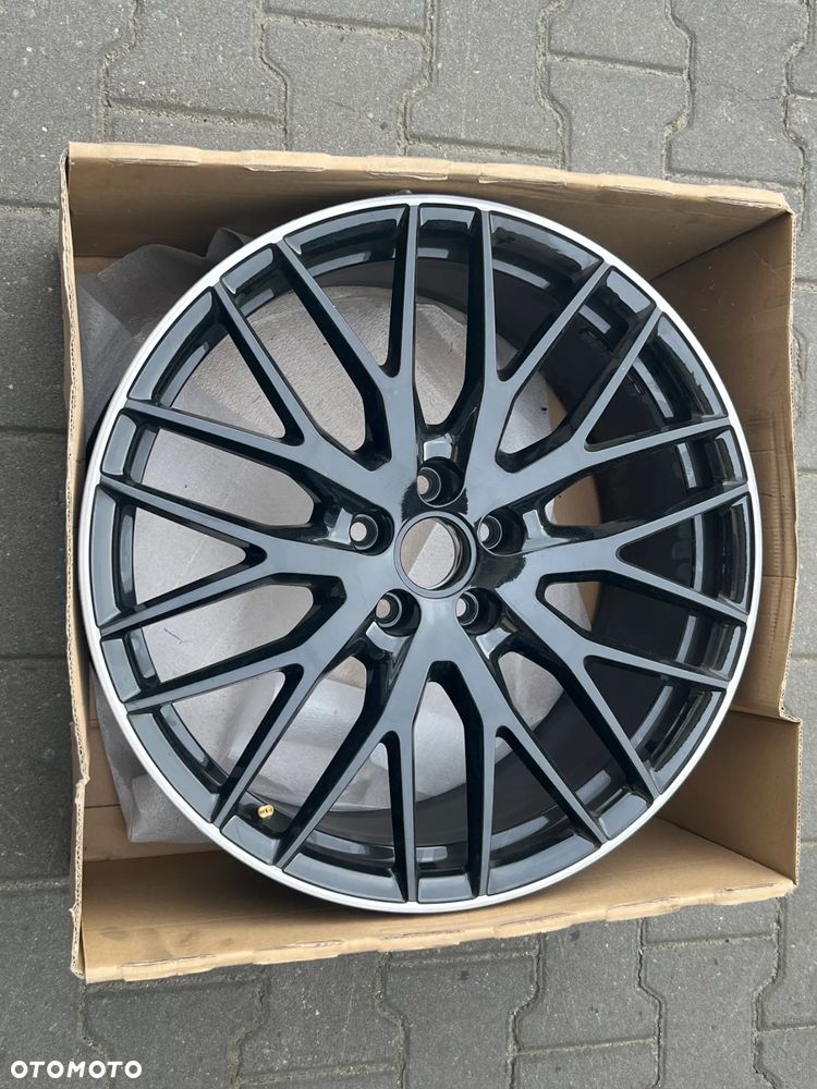 Oryginalna Felga Audi TT-s  20'' - 1