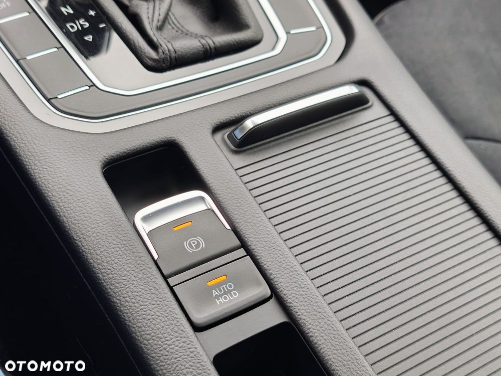 Volkswagen Arteon 2.0 TSI DSG R-Line Edition - 19