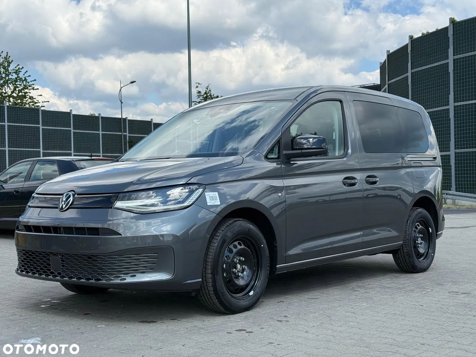 Volkswagen Caddy 1.5 TSI - 1