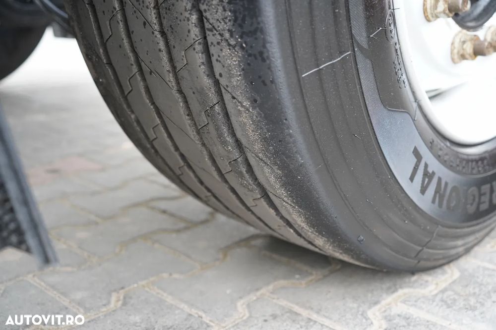 Kögel SEMIREMORCĂ CONTAINER / UNIVERSAL / SPATE EXTENSIBIL / PENTRU TOATE CONTAINERELE - 18