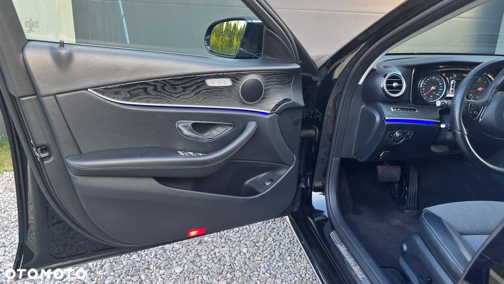 Mercedes-Benz Klasa E 350 BlueTEC 9G-TRONIC - 9
