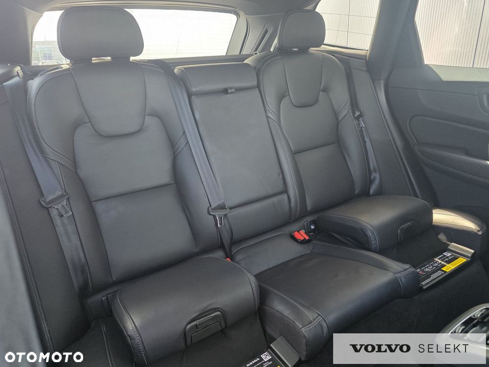 Volvo XC 60 - 18