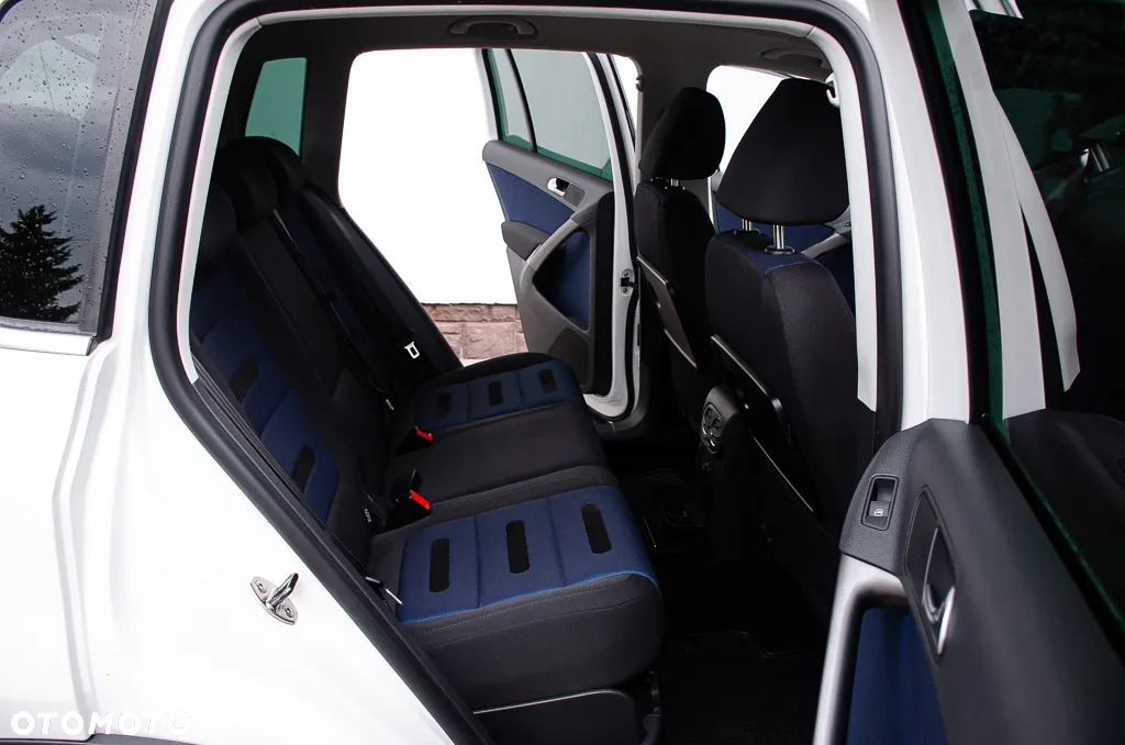Volkswagen Tiguan 2.0 TSI 4Mot Sport DSG - 23