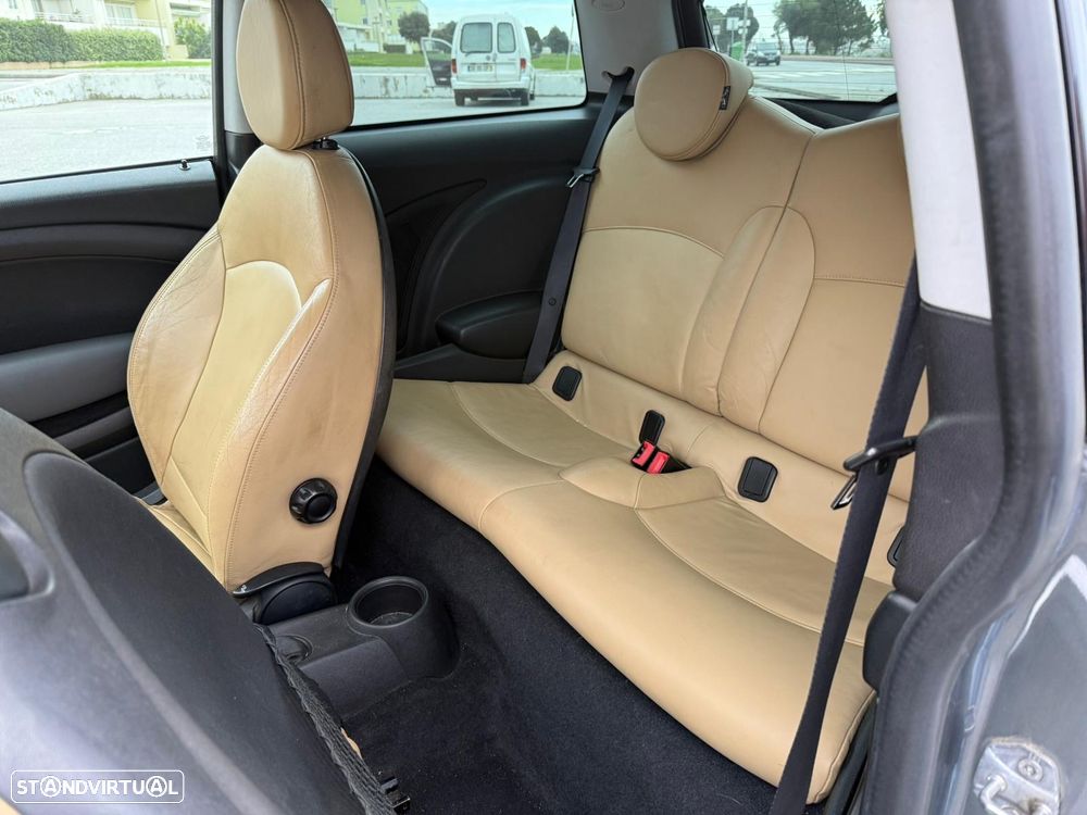 MINI 3 Portas One 1.6 - 9