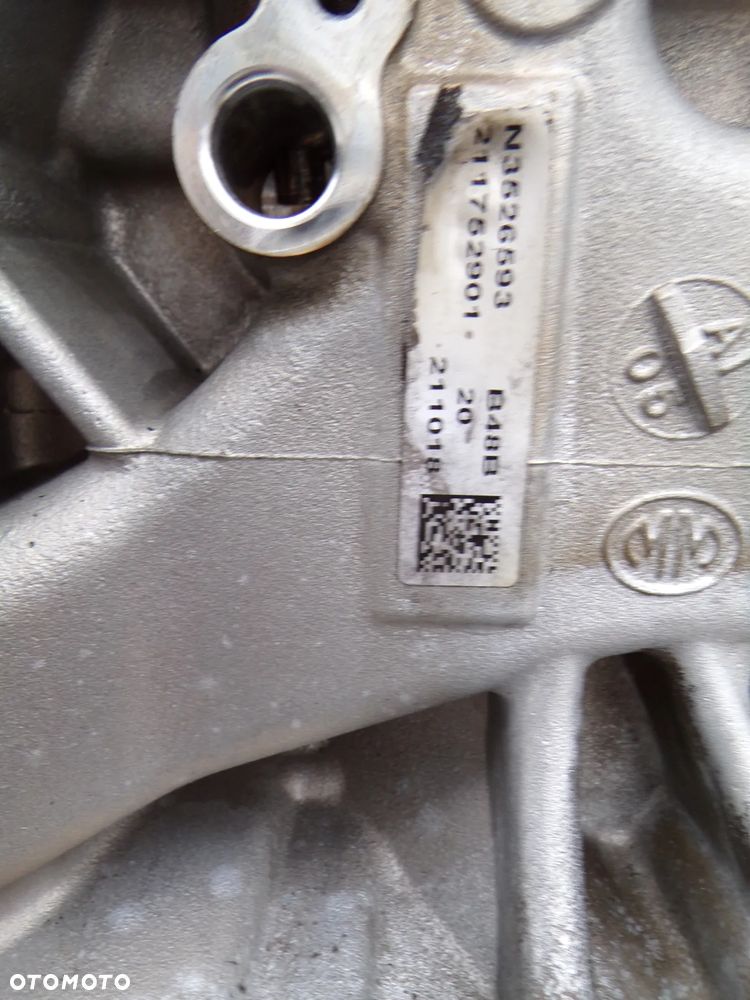 BLOK SILNIKA Z WAŁEM BMW G20 G21 330E B484B N3626593 2.0 BENZYNA - 4
