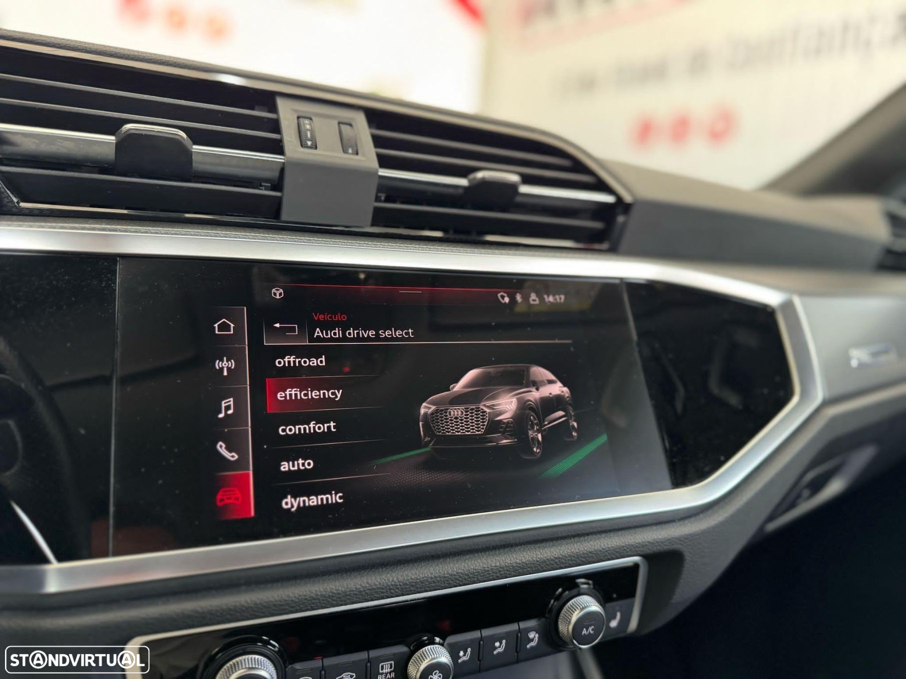 Audi Q3 Sportback - 25