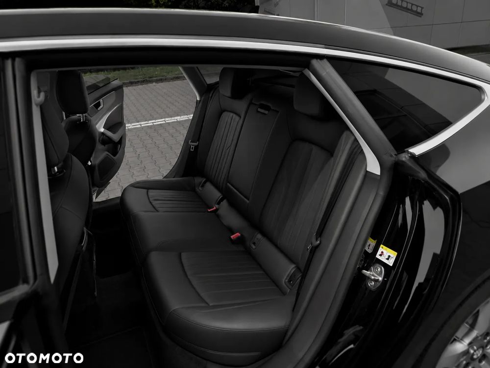 Audi A7 Sportback - 16