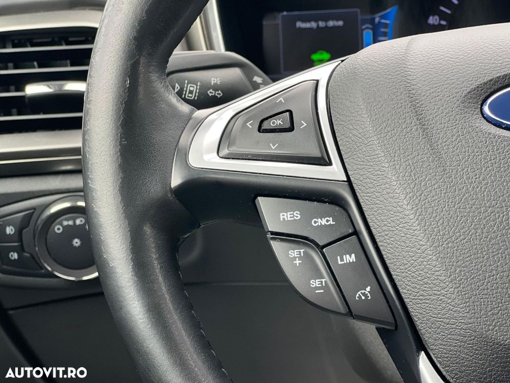 Ford Mondeo 2.0 HEV Vignale - 17