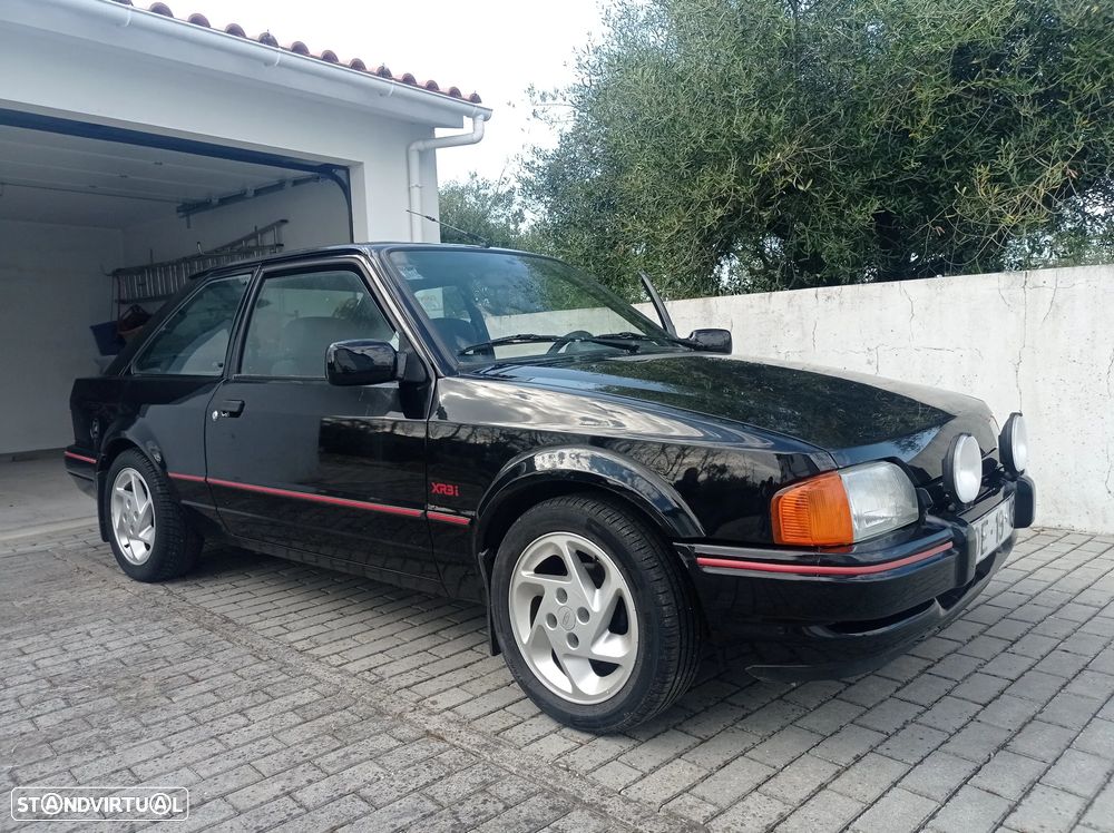 Ford Escort XR3i - 1