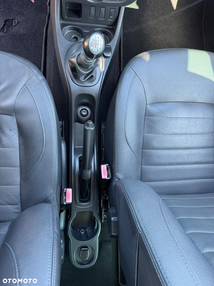 Dacia Duster 1.2 TCe Laureate - 17