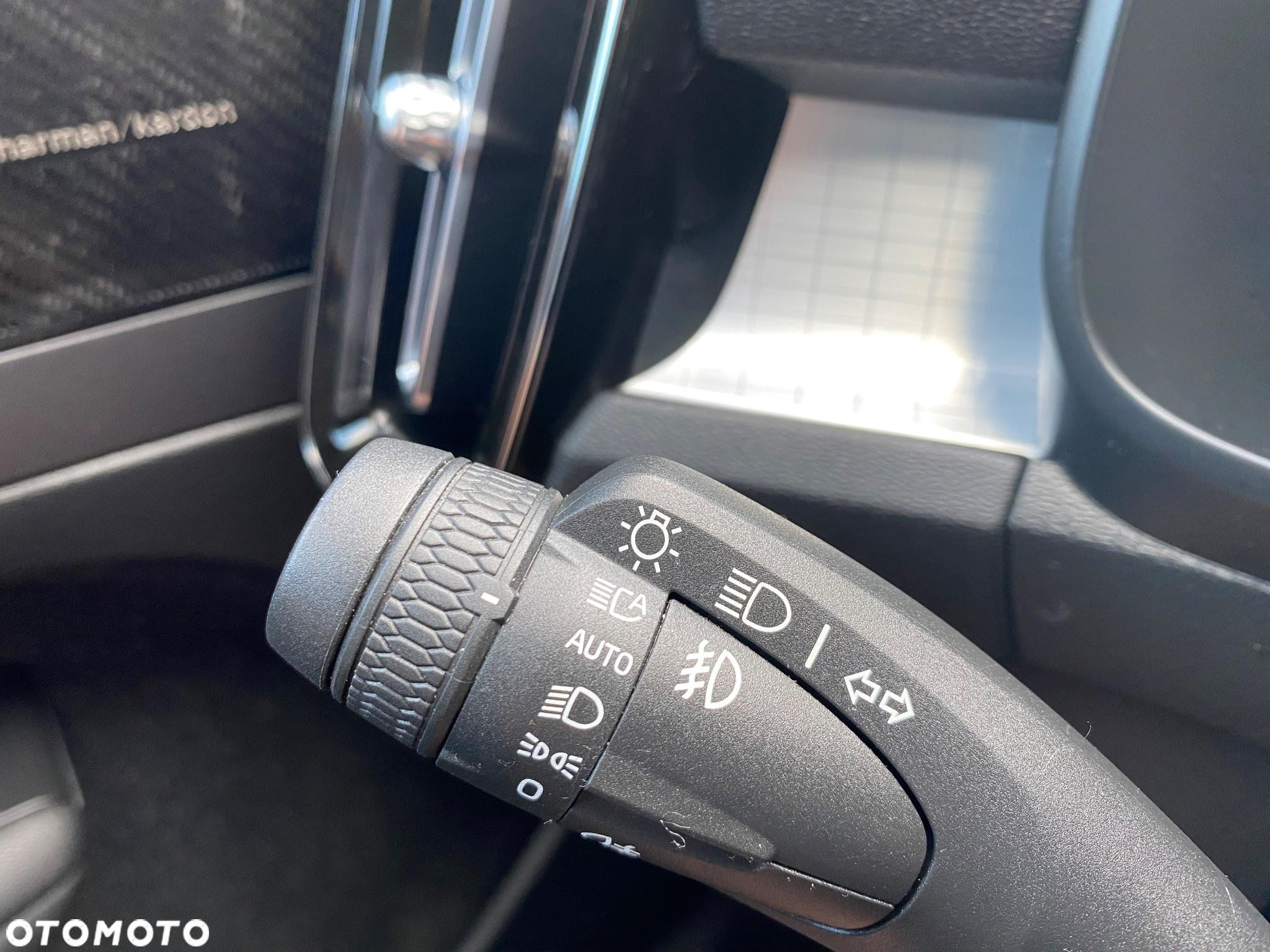 Volvo XC 40 - 24