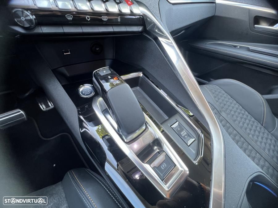 Peugeot 3008 225 e-EAT8 Roadtrip - 50