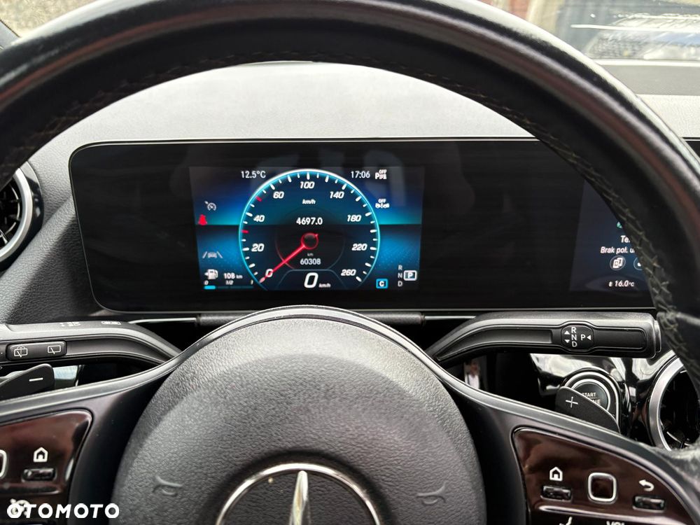 Mercedes-Benz Klasa B 180 7G-DCT Progressive - 27