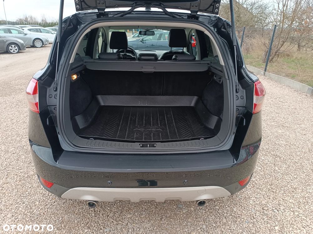 Ford Kuga 2.0 TDCi 4x4 Titanium - 37