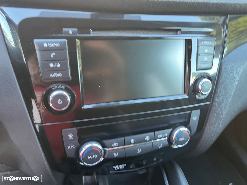 Nissan Qashqai 1.5 dCi Tekna DCT - 24