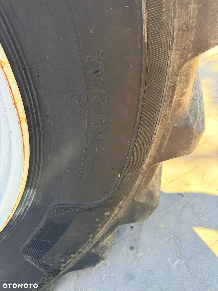 JCB Fastrac 8310 - 27