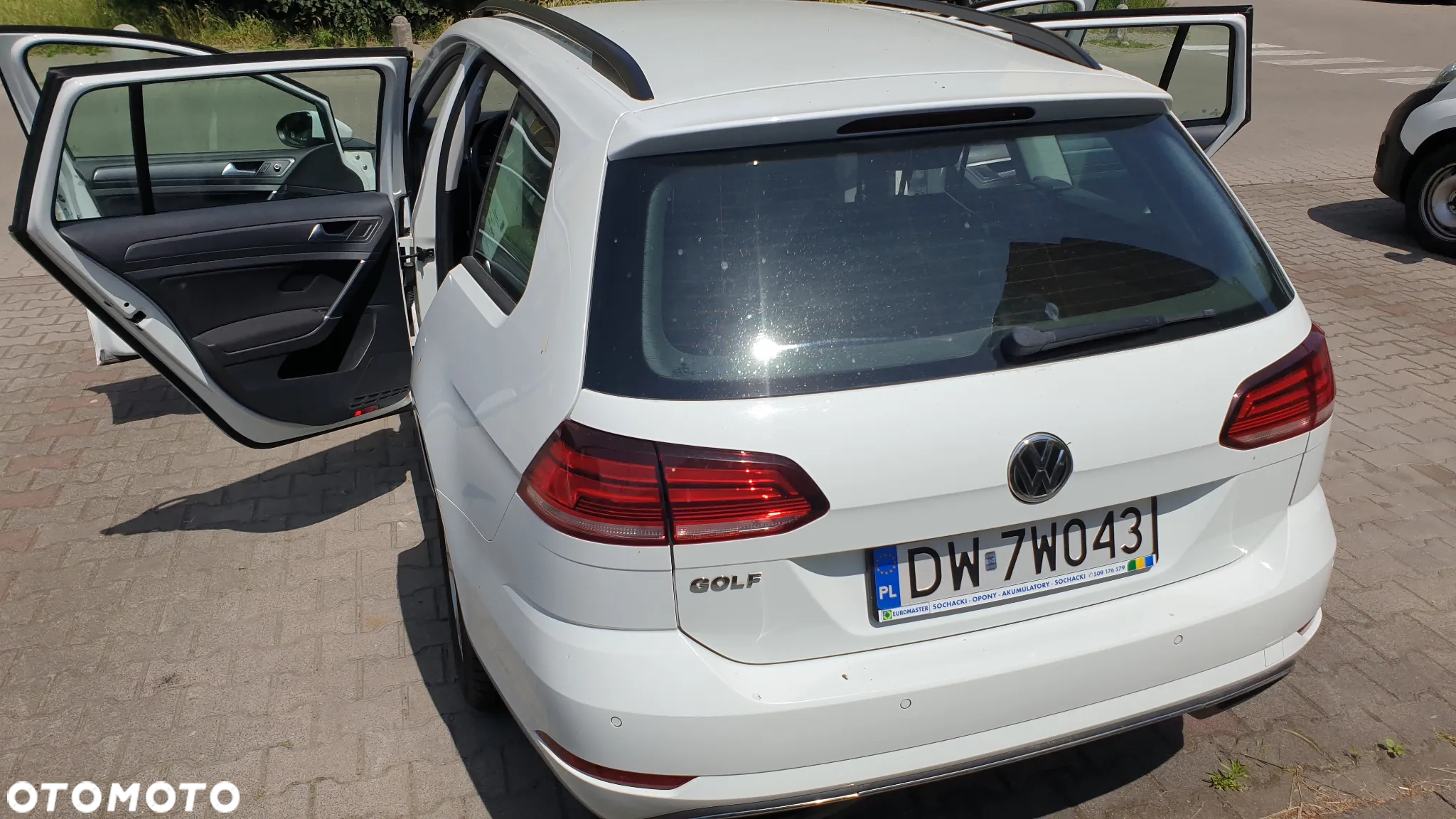 Volkswagen Golf VII 1.6 TDI BMT Comfortline - 23