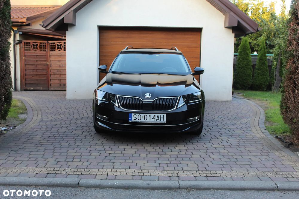 Skoda Octavia Combi 2.0 TDI DSG Style - 2