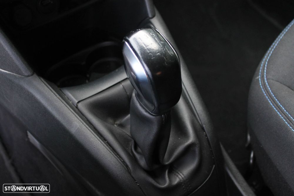 Peugeot 208 1.2 PureTech Signature - 22