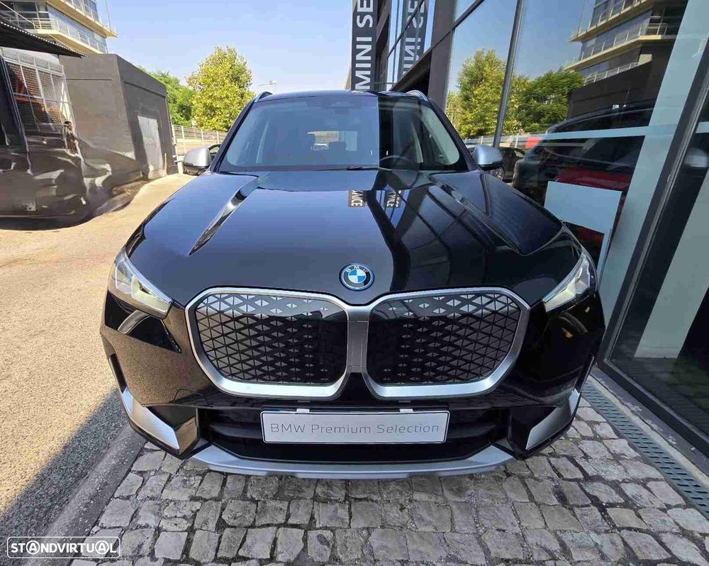 BMW iX1 eDrive20 xLine - 2